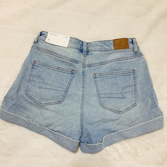 American Eagle Mom Short-Stretch - Picture 2 of 4